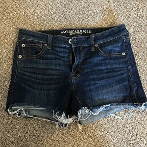 American Eagle Super Stretch Shorts Size 12